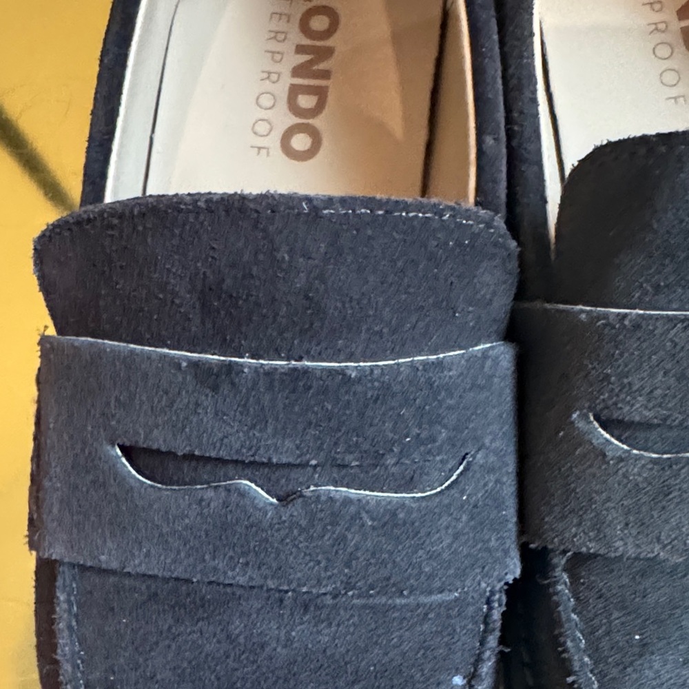 Blondo Women's Waterproof chocolate brown Suede Loafers - Picture 6 of 6